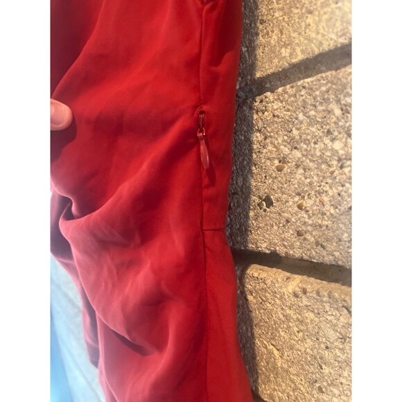 Banana Republic Red Knot-Front Petite Dress Size 6 Made Of Recycled Polyester - Picture 6 of 6